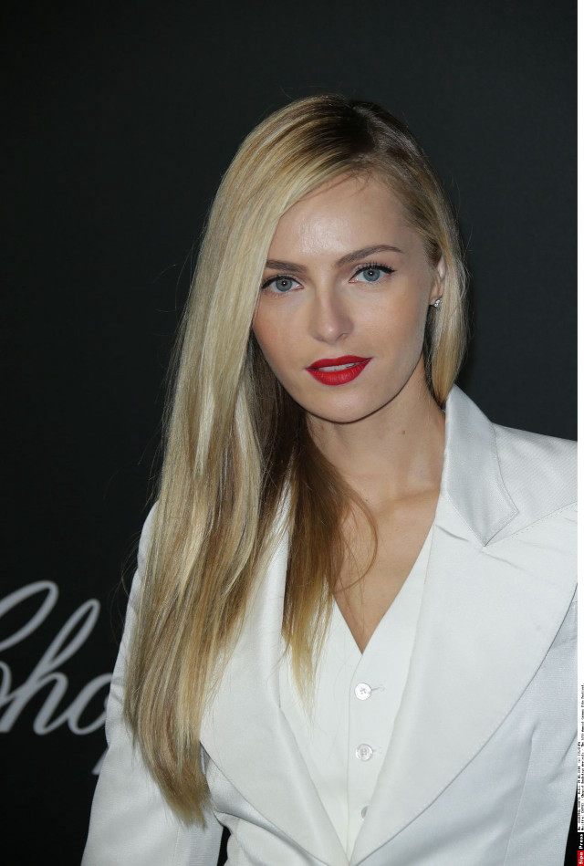 Blonde woman white shirt red free wallpaper for mobile - medium preview image