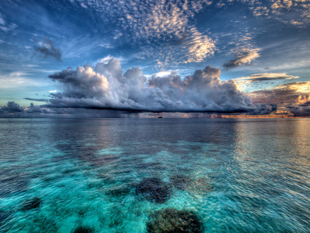 Large body water cloudy sky free wallpaper for desktop - medium preview image