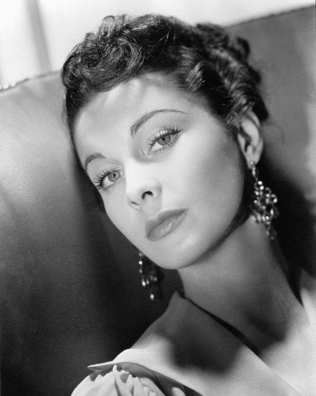 Woman large earrings dress head free wallpaper for mobile - medium preview image