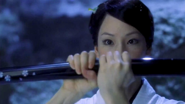 Woman holding sword surprised expression free wallpaper for desktop - medium preview image