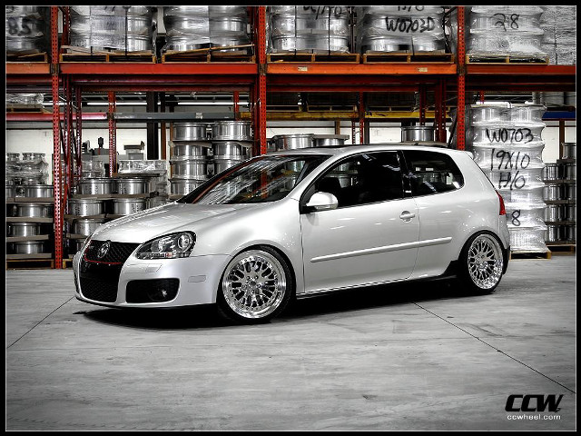 White car garage metal cans free wallpaper for desktop - medium preview image