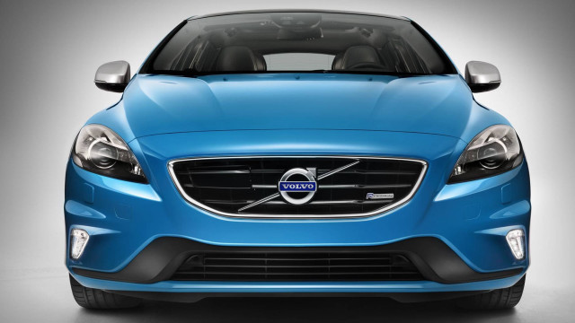 Blue volvo car front view free wallpaper for desktop - medium preview image