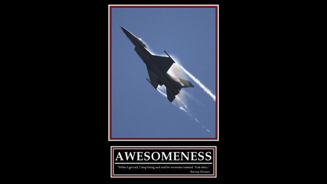 Jet blue sky red border free wallpaper for desktop - medium preview image