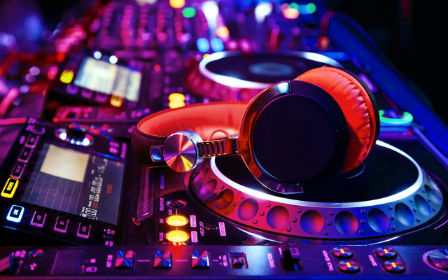 Dj mixing equipment headphones lights free wallpaper for desktop - medium preview image