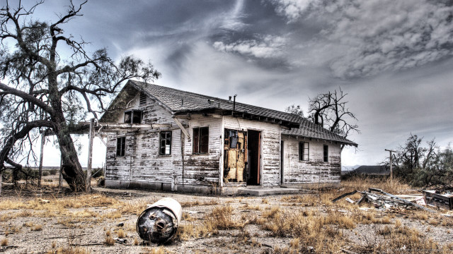 Run down house field barrel free wallpaper for desktop - medium preview image