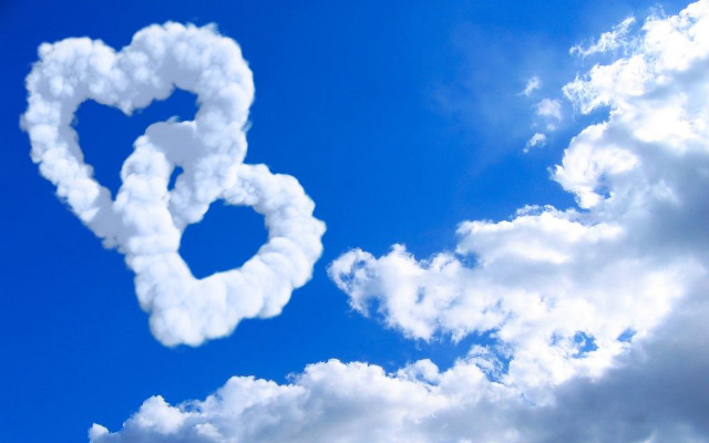 Heart shaped cloud blue sky #8 free wallpaper for desktop - medium preview image