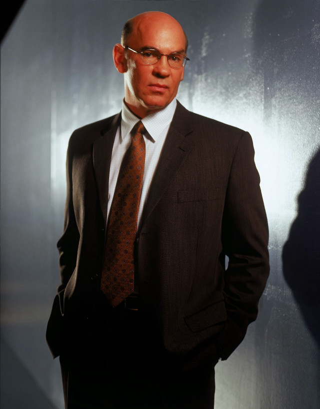 Man suit tie shadow wall free wallpaper for mobile - medium preview image