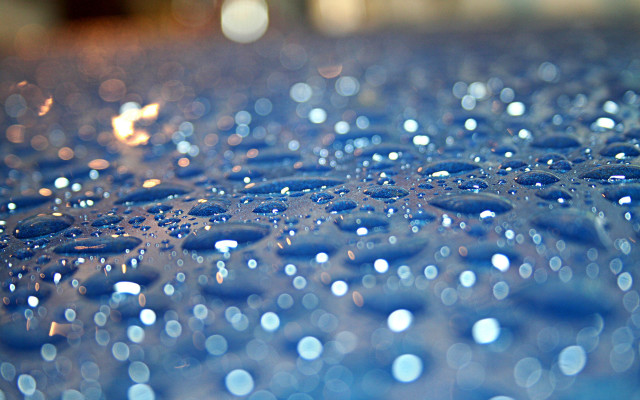 Blue surface water drops blurry free wallpaper for desktop - medium preview image