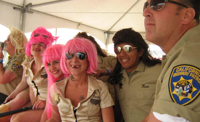 Pink hair sunglasses tent police free wallpaper for desktop - medium preview image