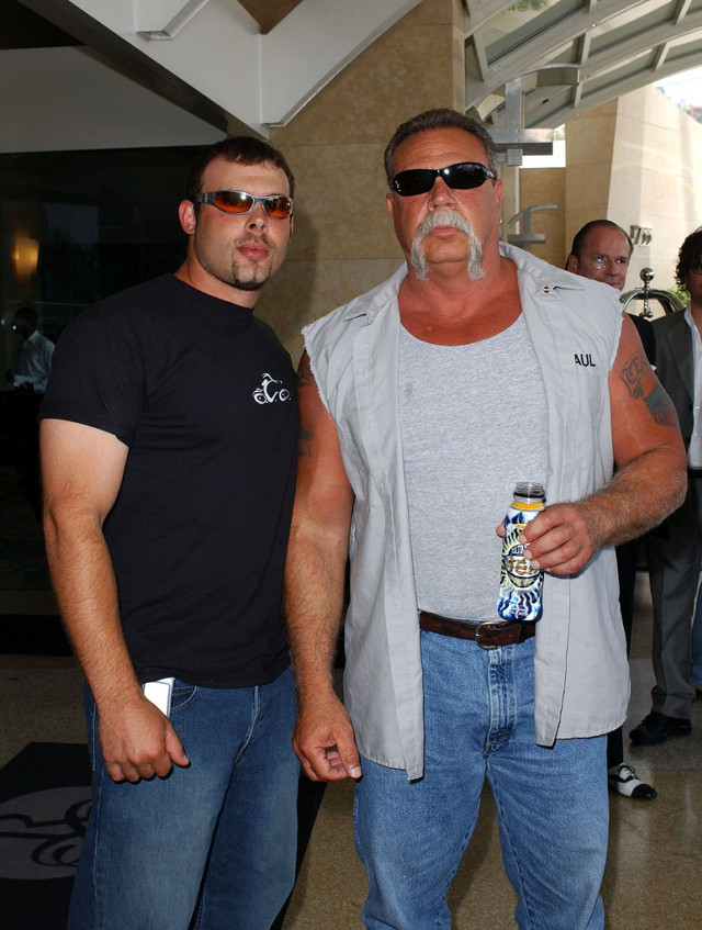 Men beard beer soda standing free wallpaper for mobile - medium preview image