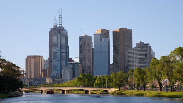 River bridge boat city background free wallpaper for desktop - medium preview image