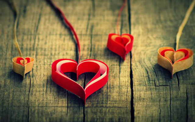 Red hearts hanging string wooden #2 free wallpaper for desktop - medium preview image
