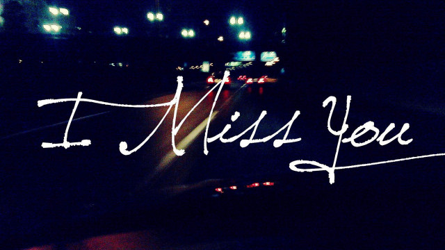 Blurry city street night message free wallpaper for desktop - medium preview image