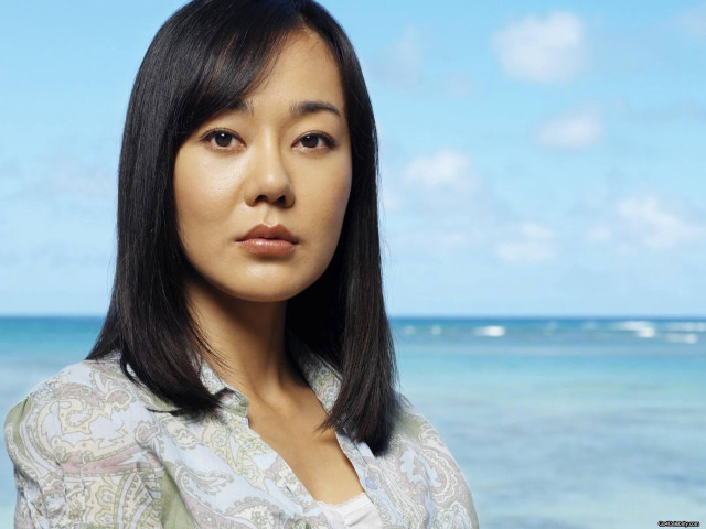 Woman ocean sky background clouds free wallpaper for desktop - medium preview image