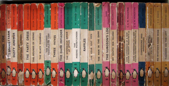 Books shelf table clock row free wallpaper for desktop - medium preview image