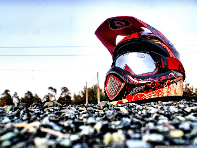 Helmet pile rocks gravel sky free wallpaper for desktop - medium preview image