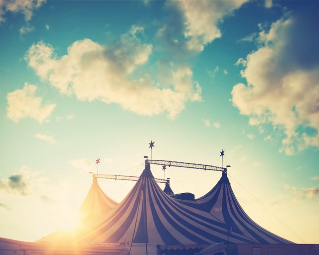 Large tent cross sunset dawn free wallpaper for desktop - medium preview image