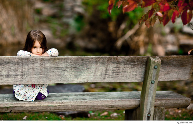 Little girl park bench bokeh free wallpaper for desktop - medium preview image