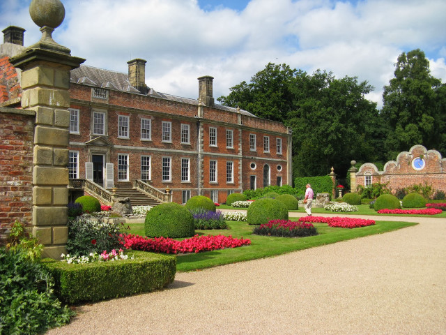 Brick building garden walkway arts free wallpaper for desktop - medium preview image