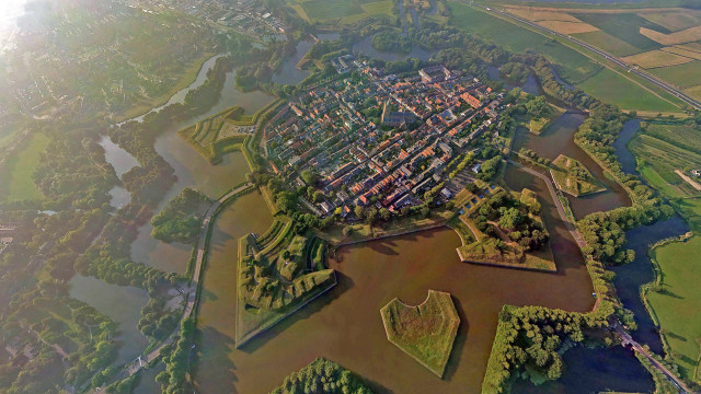 Birdseye city river green trees free wallpaper for desktop - medium preview image