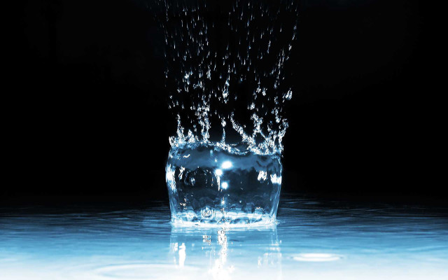 Glass water splash black background free wallpaper for desktop - medium preview image