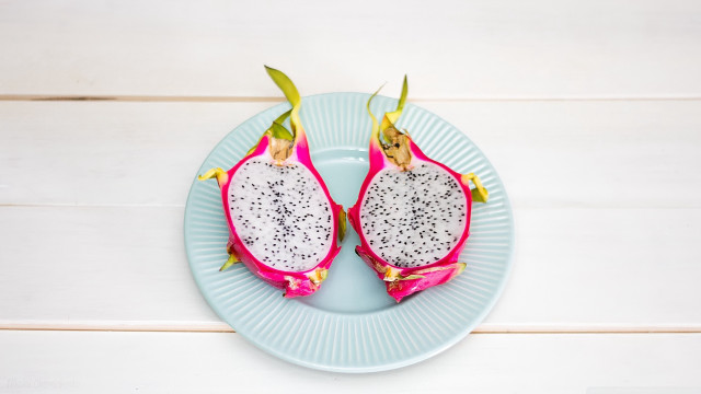 Dragon fruit halved plate wood free wallpaper for desktop - medium preview image