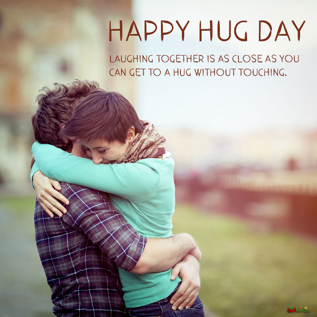 Happy hug day couple hugging free wallpaper for tablet - medium preview image