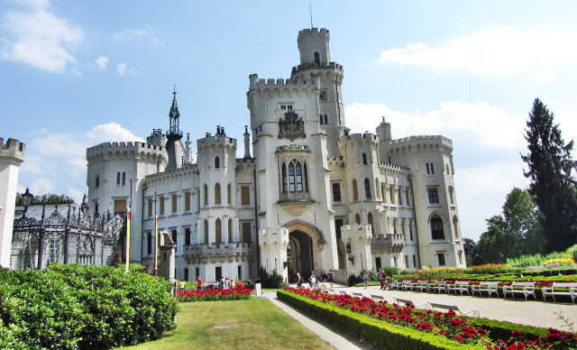 Large white castle clock tower #2 free wallpaper for desktop - medium preview image