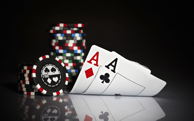 Playing cards poker chips reflection free wallpaper for desktop - medium preview image