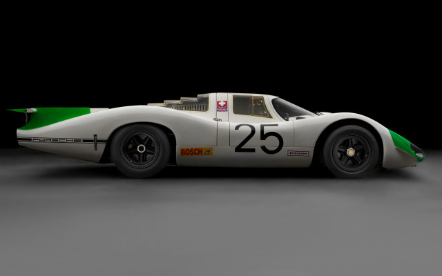 White green race car black free wallpaper for desktop - medium preview image