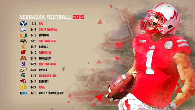 Football player red uniform sports free wallpaper for desktop - medium preview image