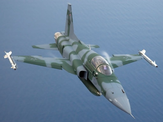 Military jet flying ocean propeller free wallpaper for desktop - medium preview image