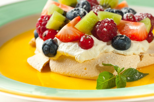Fruit plate whipped cream mint free wallpaper for desktop - medium preview image