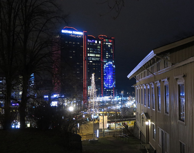 City night ferris wheel lit free wallpaper for desktop - medium preview image