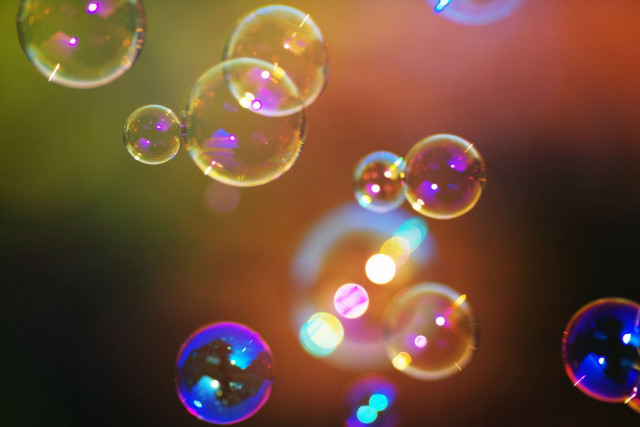 Soap bubbles floating air blurry free wallpaper for desktop - medium preview image