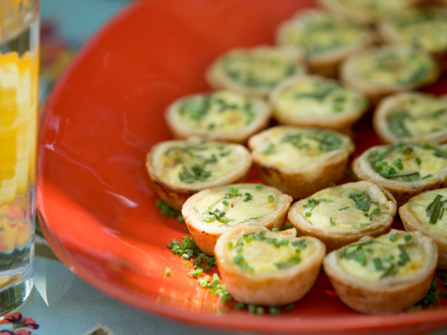 Mini quiches orange juice table free wallpaper for desktop - medium preview image