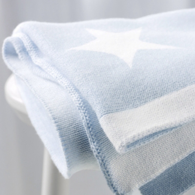 Blanket white star chair curtain free wallpaper for tablet - medium preview image