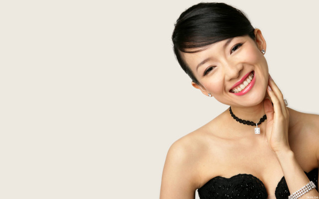 Woman black dress smiling diamond free wallpaper for desktop - medium preview image