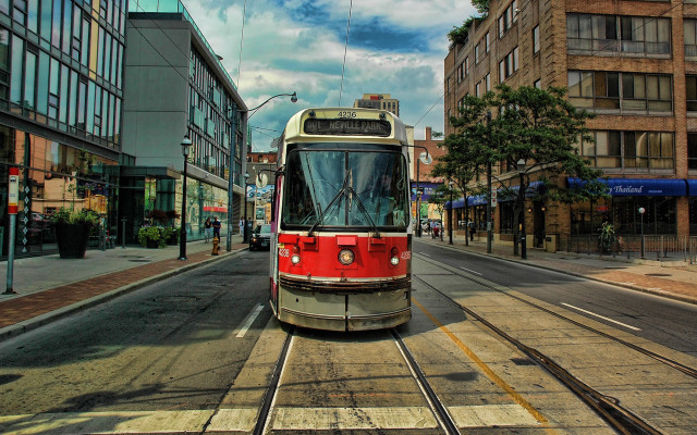 Red white train cityscape tokyo free wallpaper for desktop - medium preview image
