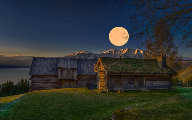 Cabin green roof fullmoon mountains free wallpaper for desktop - medium preview image
