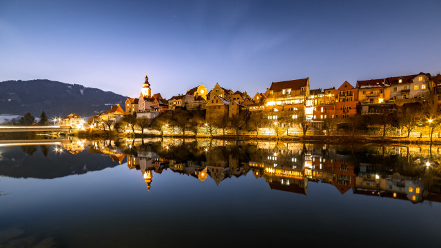 Heidelberg lake clocktower reflections cityscape free wallpaper for desktop - medium preview image