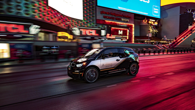 Ai mitsu city night neon free wallpaper for desktop - medium preview image