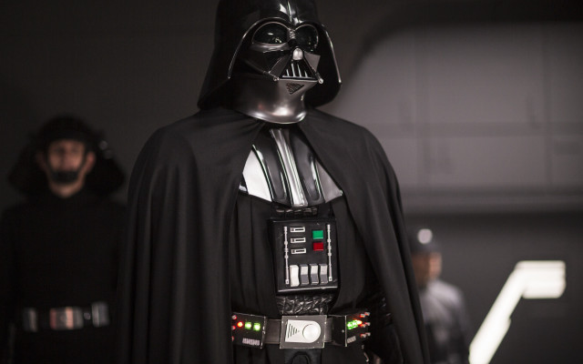 Darth vader costume hologram blurry free wallpaper for desktop - medium preview image