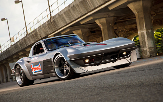 Silver car red stripe bridge free wallpaper for desktop - medium preview image