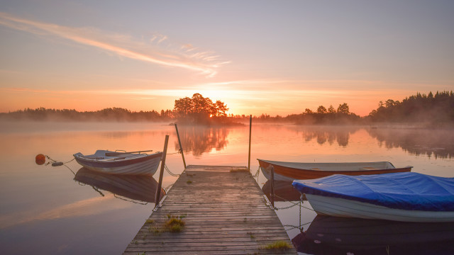 Dusk dawn boat dock sunset free wallpaper for desktop - medium preview image