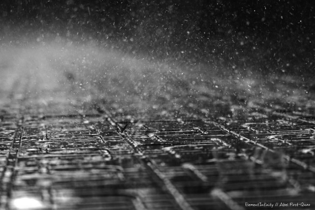 City rain black white bright free wallpaper for desktop - medium preview image