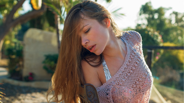 Woman longhair bench cellphone tree free wallpaper for desktop - medium preview image