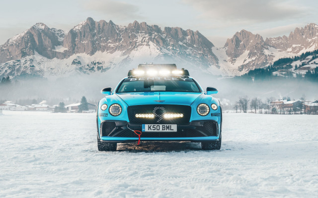 Blue car snow mountains fog free wallpaper for desktop - medium preview image