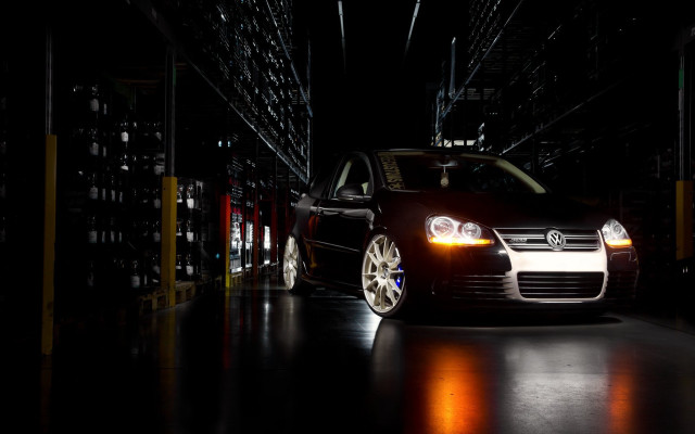 Car rack night city star free wallpaper for desktop - medium preview image