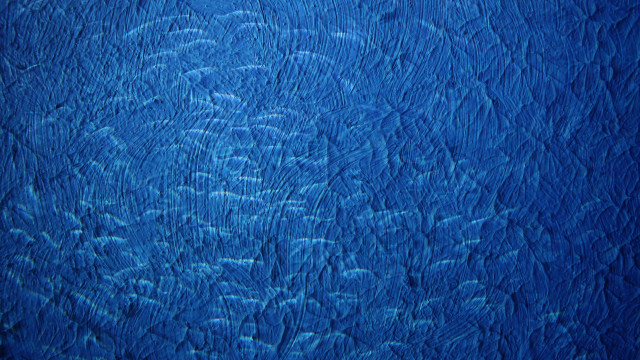 Blue water surface water kinetic free wallpaper for desktop - medium preview image